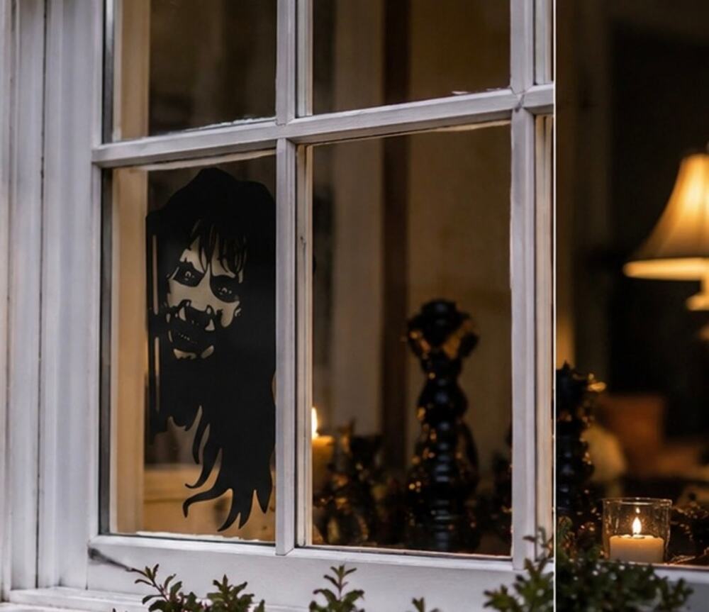 Window Creeper- Metal Halloween Spooky Decor - 11"